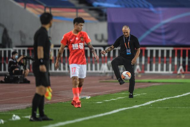 英超-皮克福德发挥神勇 阿森纳0-0闷平埃弗顿